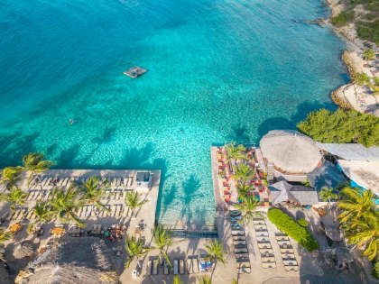 /Jan_Thiel_Beach-10.jpg